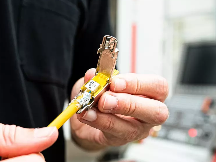 preLink&reg; is an all-purpose cabling solution for IT, building automation and industry